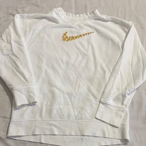 Nike White crew neck Girls XL
